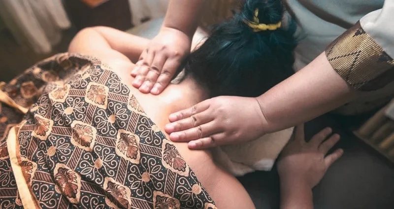 Gambaran urutan tradisional